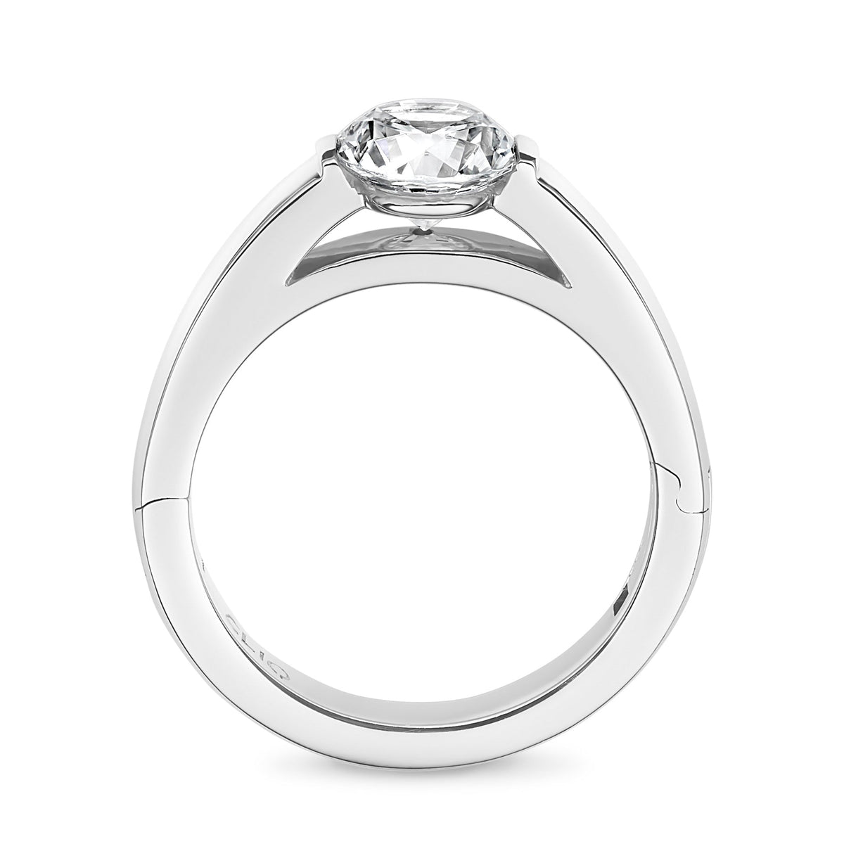Highlight Solitaire Engagement Ring
