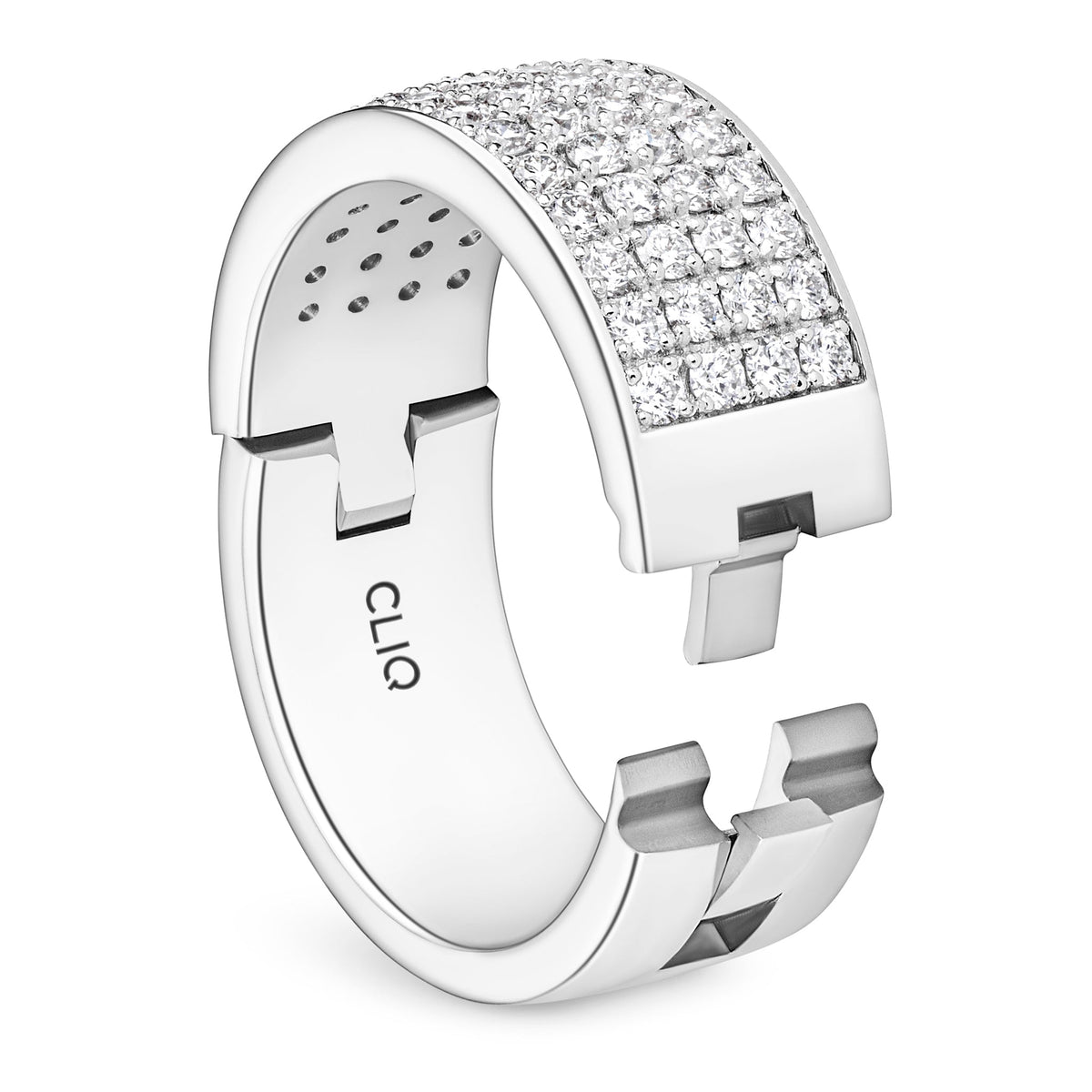 Fifth Ave. Four Row Diamond Band